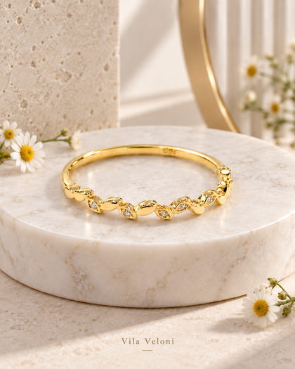 Golden Leaf Ring in 925 Silver with 18K Gold Plating