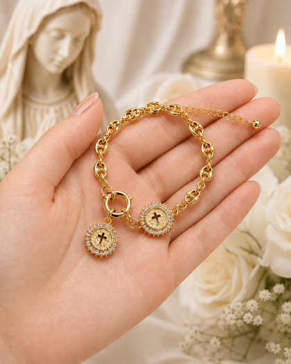 Cross Bracelet - Crystal Charm, 18k Gold Plated, Adjustable