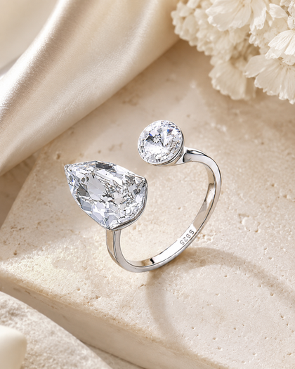Double Zirconia Ring in 925 Silver