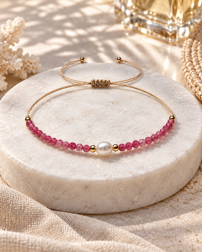 Adjustable Bracelet with Pink Crystals and Oval Pearl