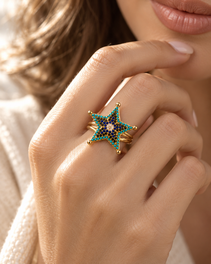 Star-shaped ring with cubic zirconia in brass with 18k gold plating